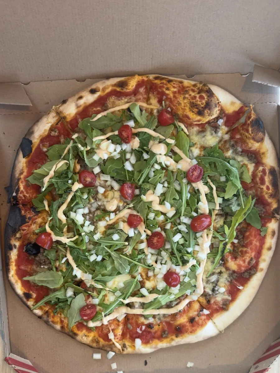 Pizza Burger au feu de bois, Pizza Thaololo Pierrevert
